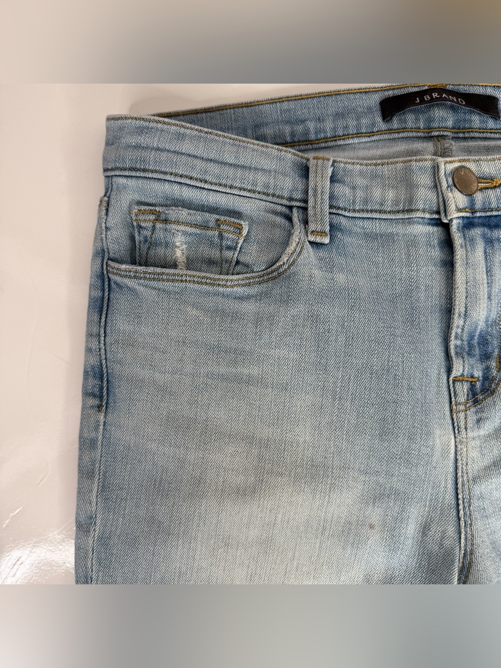 J BRAND Size 30 Mid Rise Capri Beach Line Light Wash 31 Inch Waist Blue Jeans - Picture 14 of 16